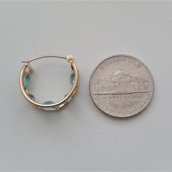 Vintage Solid 10K Yellow Gold Blue Topaz Cluster Hoop Pierced Earrings 10kt - Picture 8 of 8